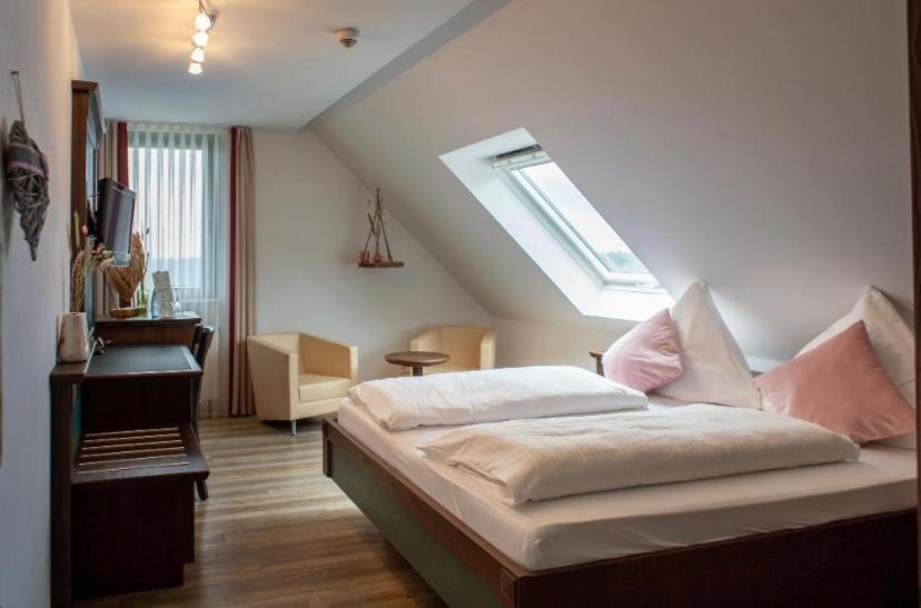 Hotel Restaurant Auerhahn Bad Wildbad Kültér fotó