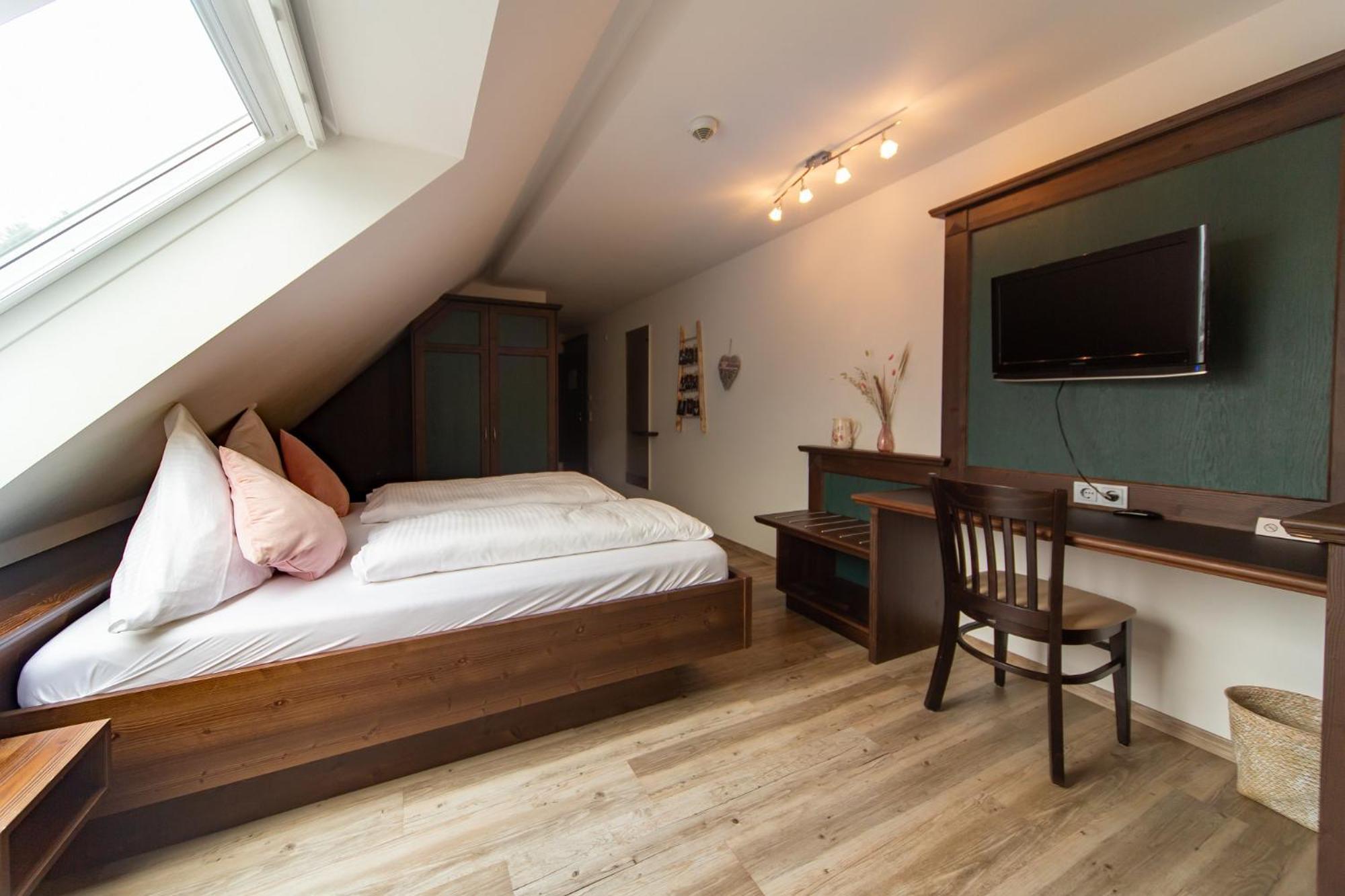 Hotel Restaurant Auerhahn Bad Wildbad Kültér fotó