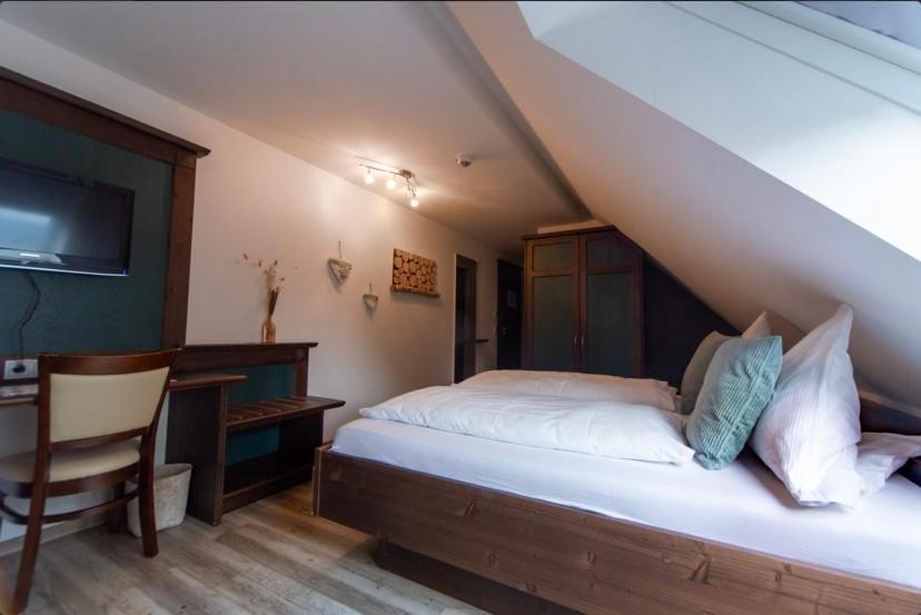 Hotel Restaurant Auerhahn Bad Wildbad Kültér fotó