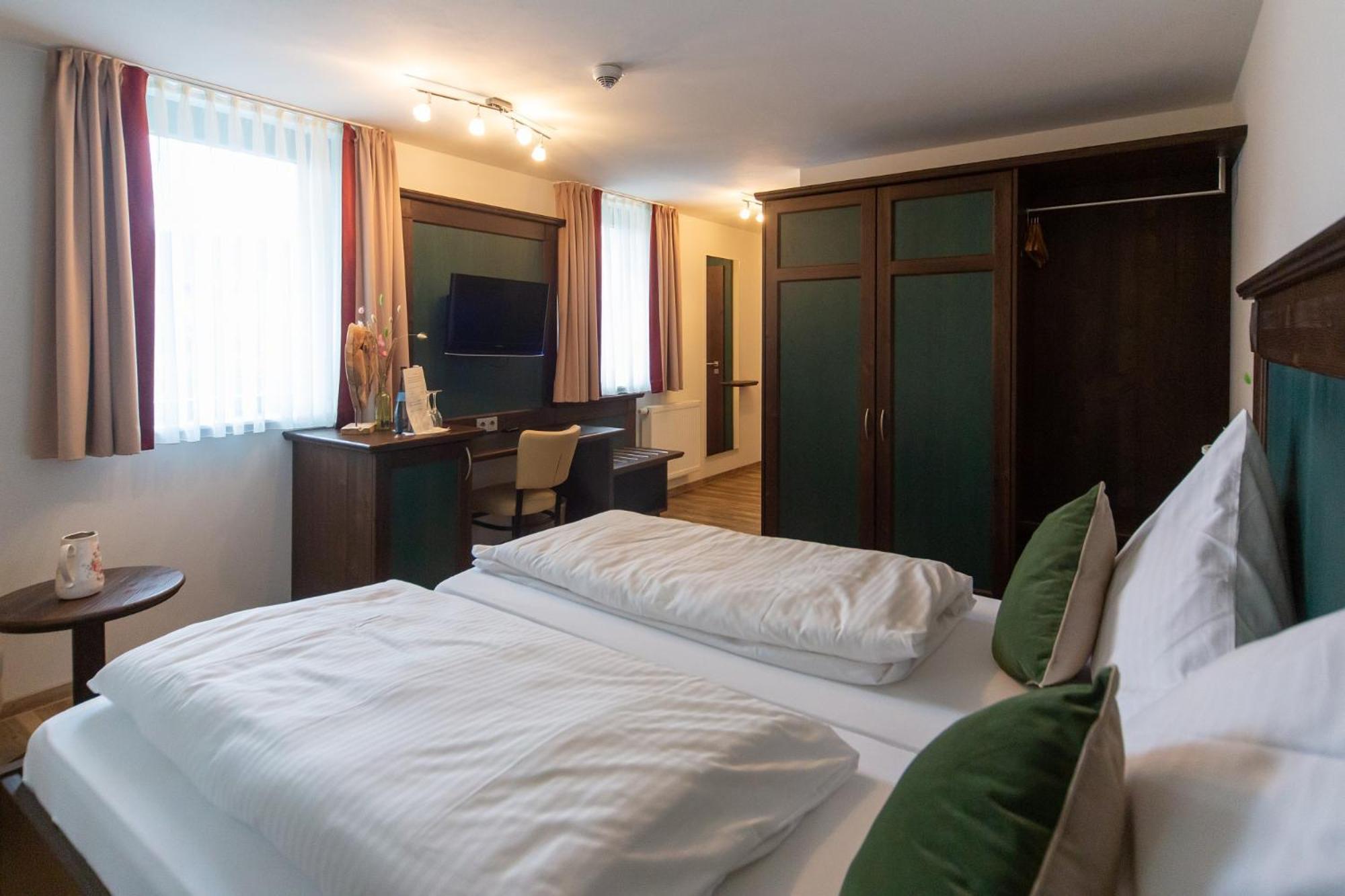 Hotel Restaurant Auerhahn Bad Wildbad Kültér fotó